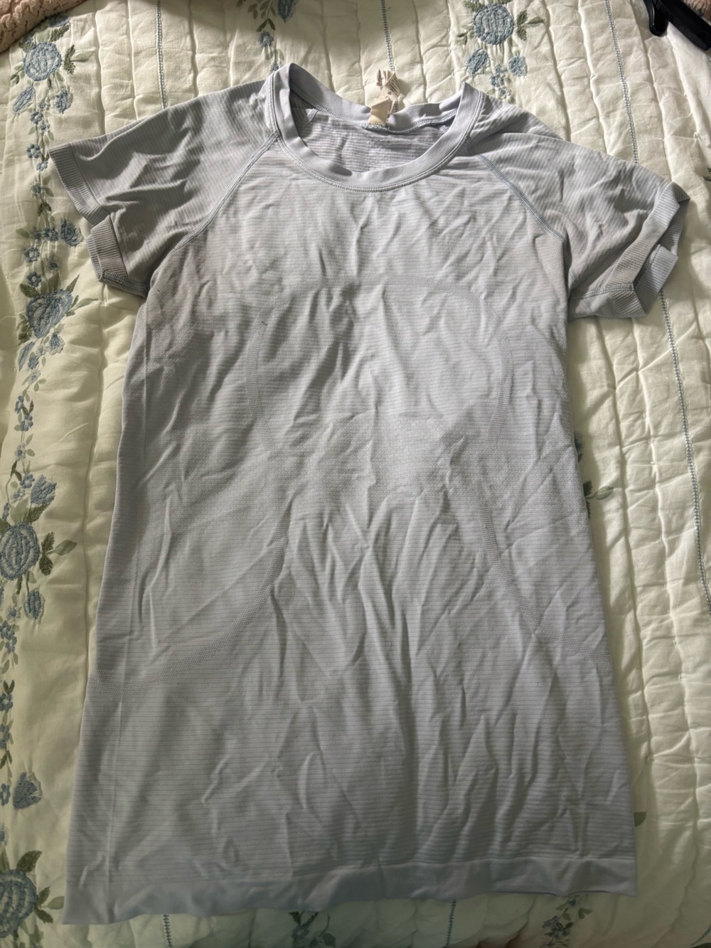 lululemon athletica light blue swiftly tech size 6